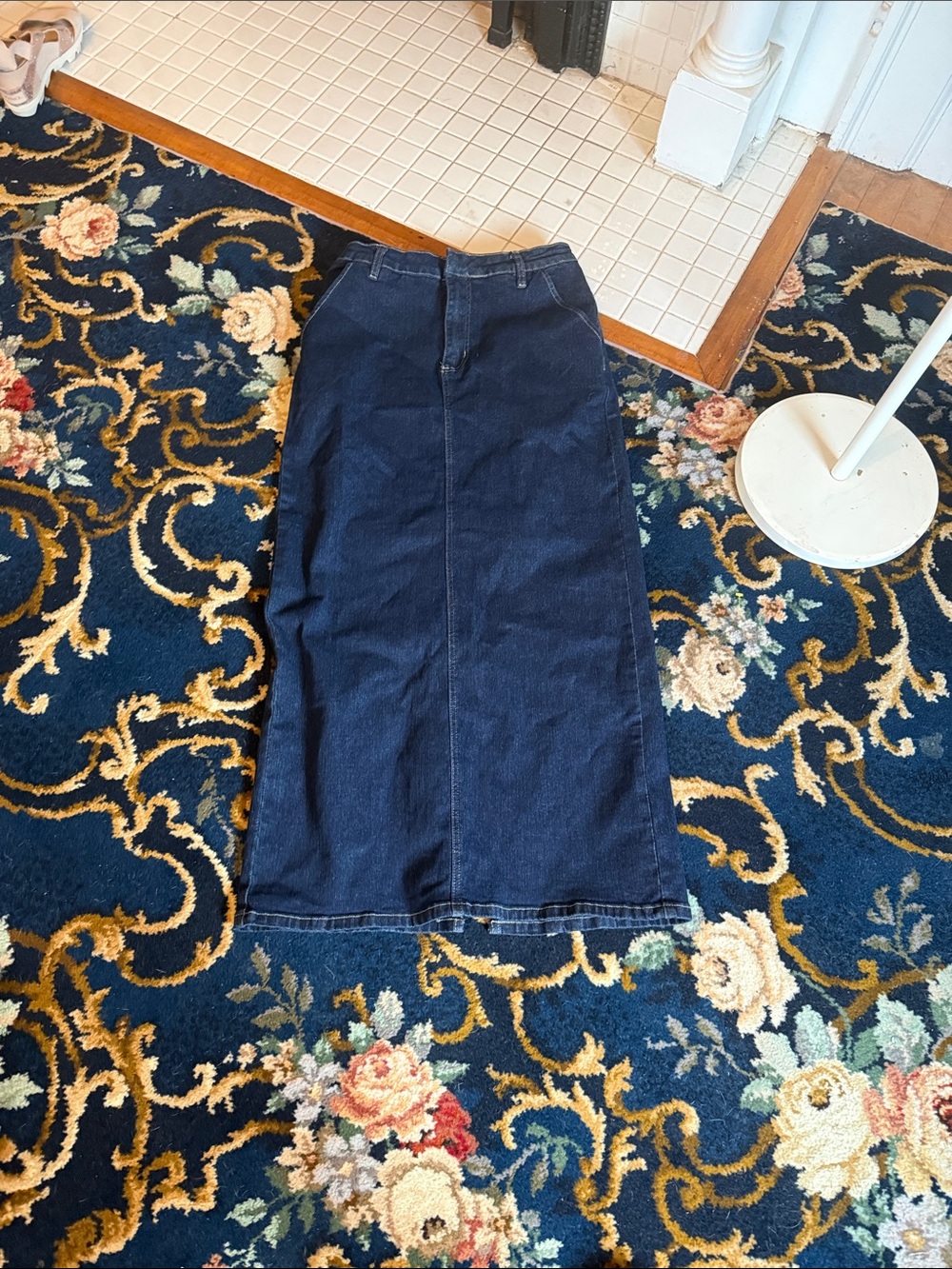 Le‎ Lis Navy Blue Denim Maxi Skirt- worn a few times